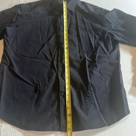 UNTUCK it Men's charcoal Black buttoned down shirt 100% cotton faded look - Picture 3 of 9